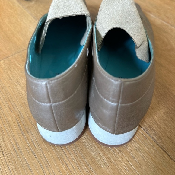 Thierry Rabotin Metallic Gray Wedge Pumps - Picture 6 of 7